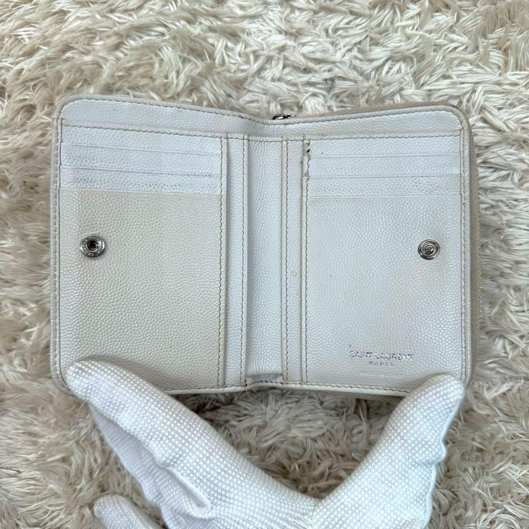 【美品】サンローラン 二つ折り財布 ホワイト Vステッチ キャビアスキン YSL