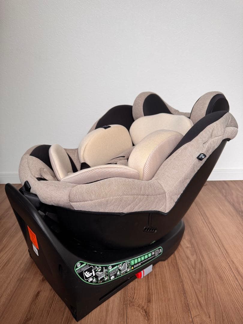 ターンレジェネクストST ISOFIX チャイルドシート 回転式R129対応