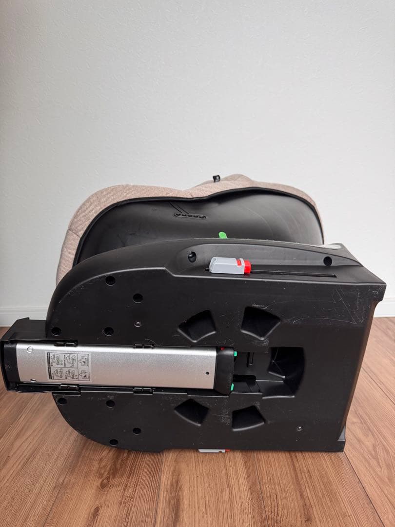 ターンレジェネクストST ISOFIX チャイルドシート 回転式R129対応