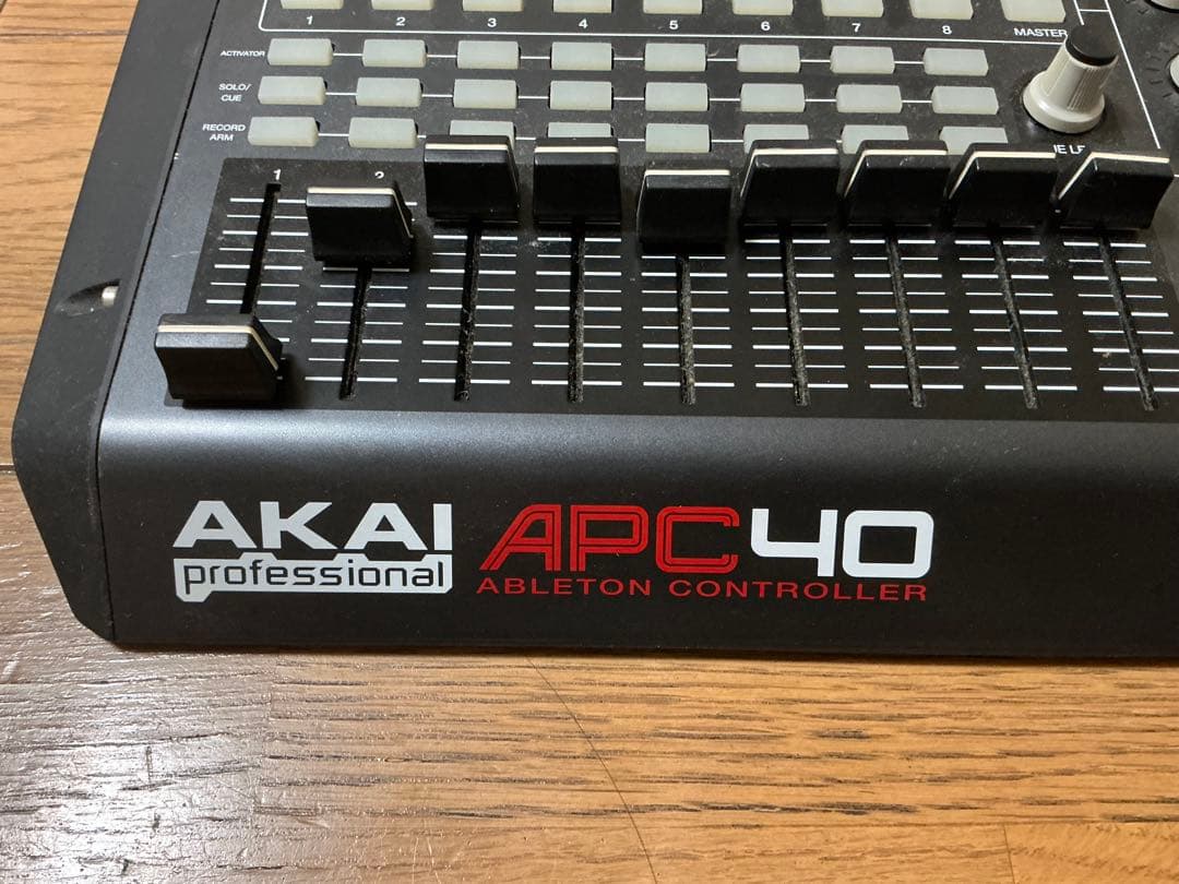 最終値下げAKAI Professional APC40 MIDIコントローラー