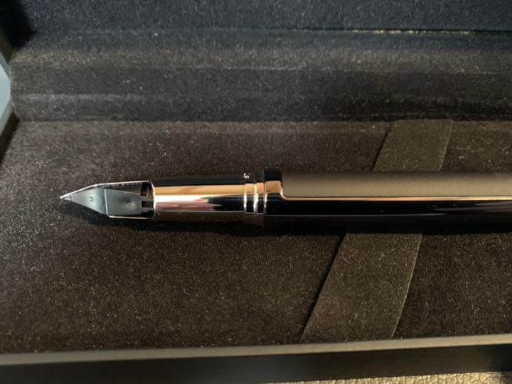 S.T DuPont Defi 万年筆　ガンメタル　M字