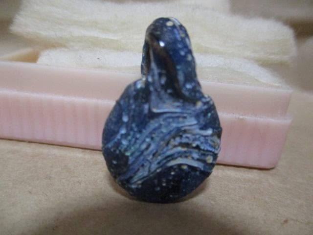 ローマンガラス　人面トンボorトップ　　M２４２３