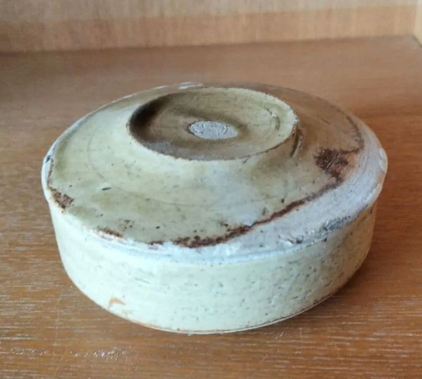 骨董　瀬戸　美濃　灰釉　蓋物