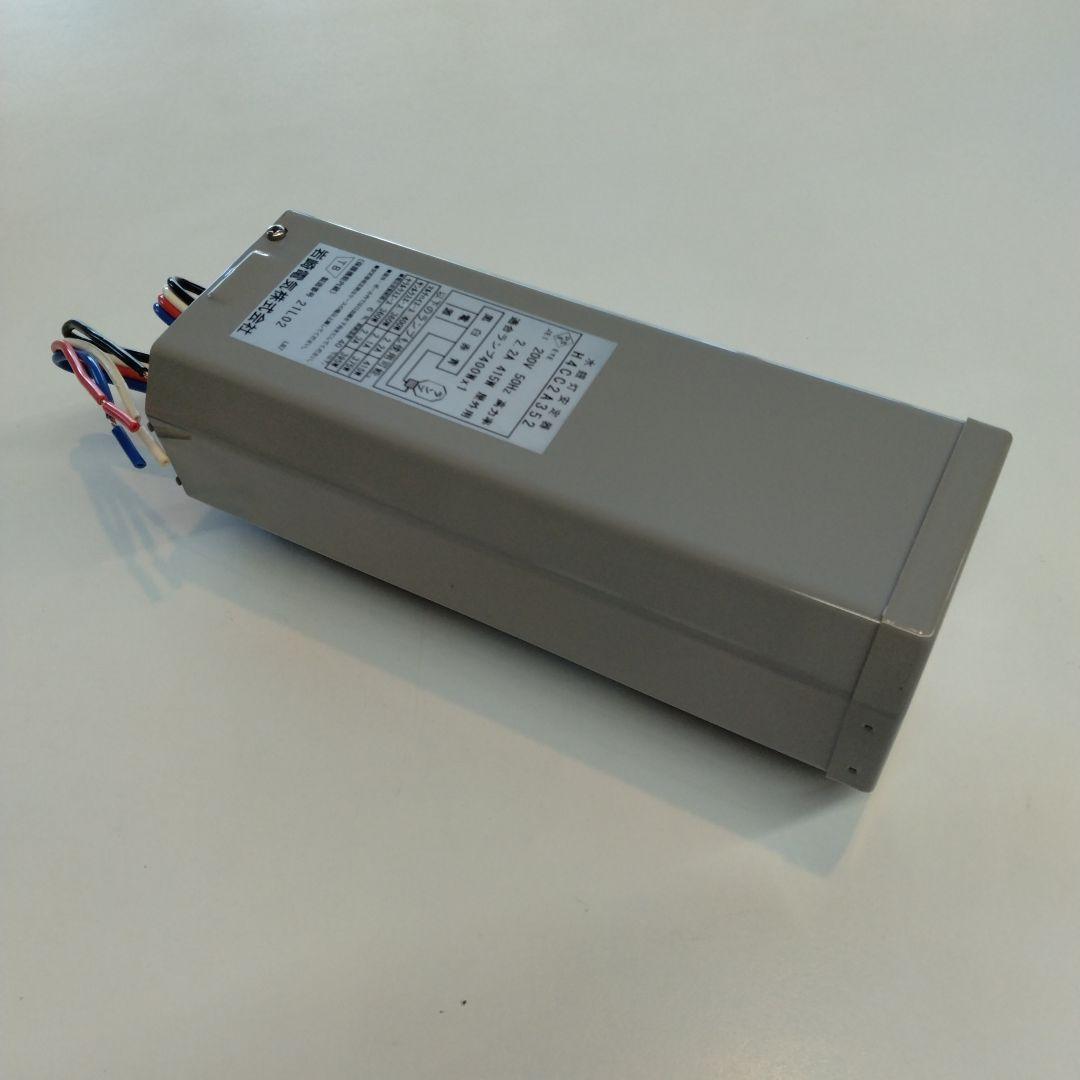 岩崎電気　水銀灯安定器 H4CC2A352（点灯試験で1度だけ使用）
