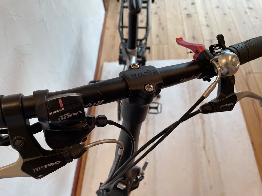 TYRELL IVE 2017年モデル 18インチ