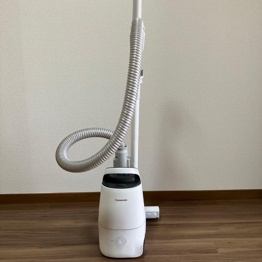 ⭐パナソニック紙パック式掃除機 キャニスター　MC-JP860K-W　白　中古