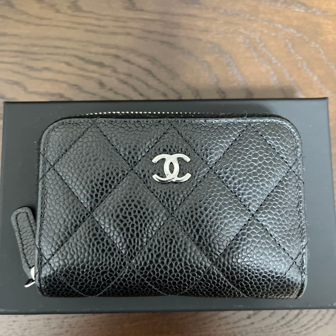 シャネルキャビアスキン　ケース