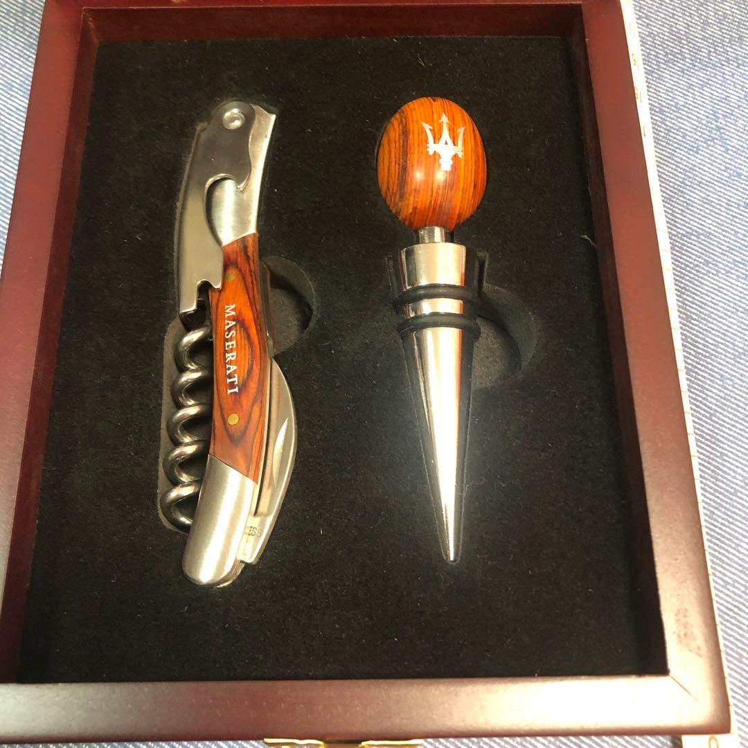 【本日限定非売品未使用MASERATIワインオープナー・ストッパー・ピンズセット