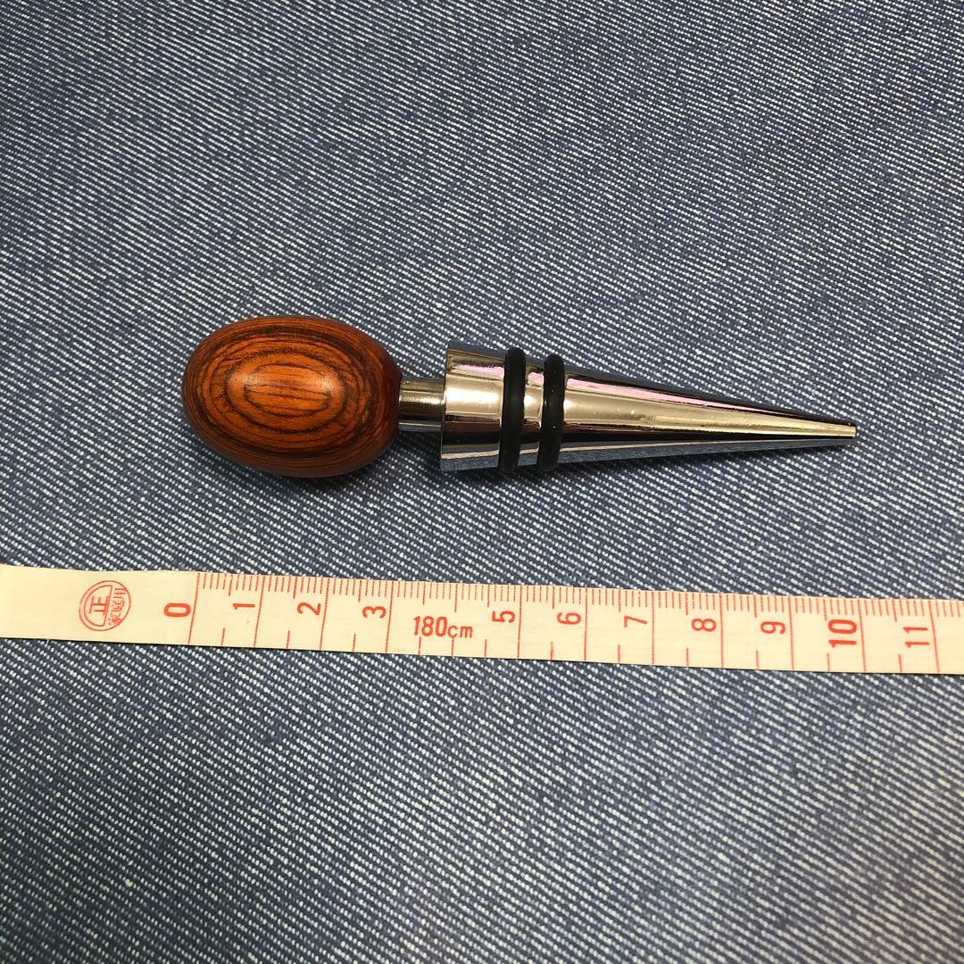 【本日限定非売品未使用MASERATIワインオープナー・ストッパー・ピンズセット