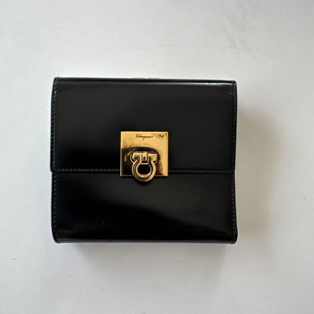 フェラガモ財布　マカロンさん