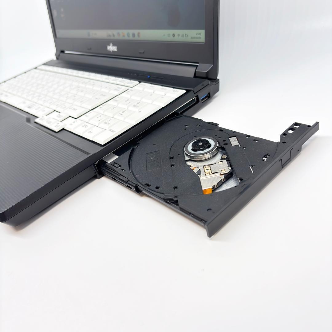 ノートパソコン Windows11 Corei5 新品SSD オフィス D21