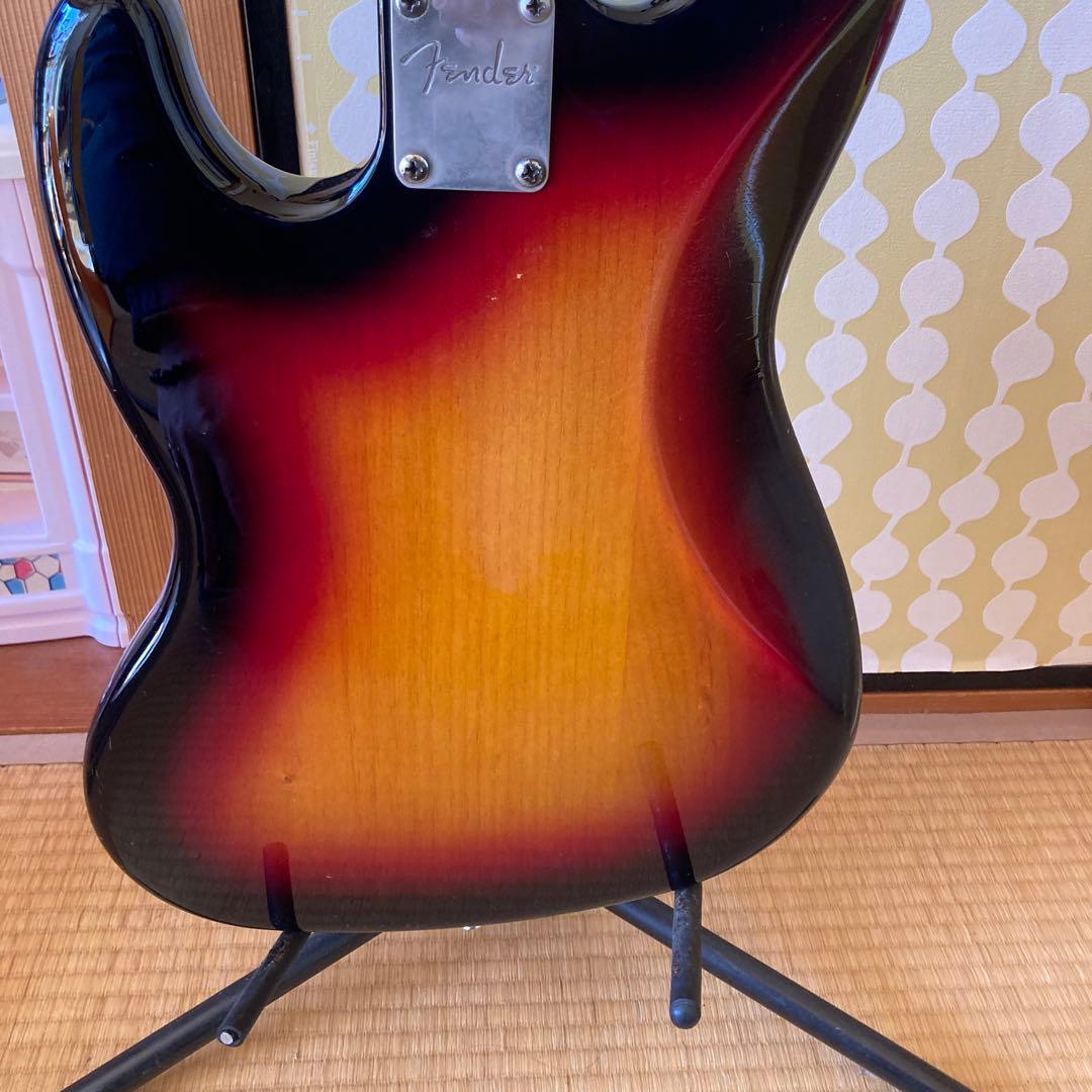 Fender Jazz Bass サンバーストハードケース付