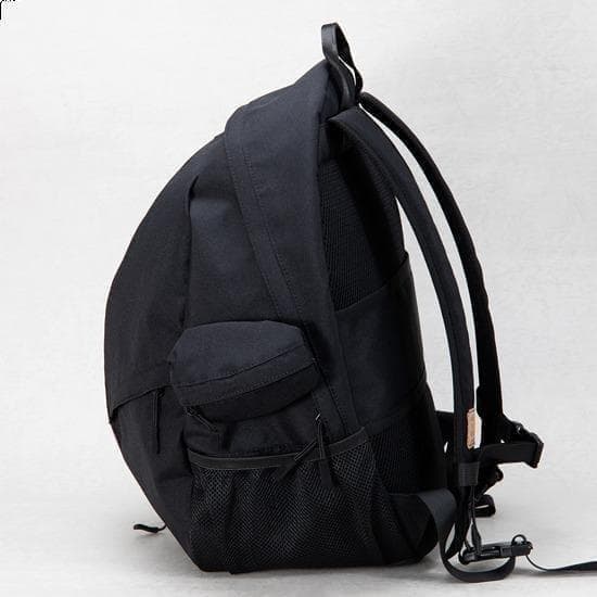 メイドインアビス 烈日の黄金郷 ボンドルド リュック MADE IN ABYSS