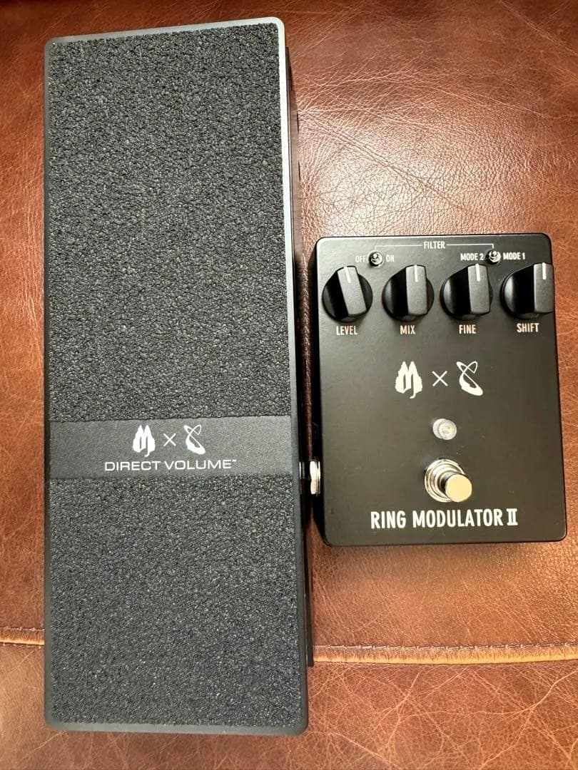 Free The Tone 　 RING MODULATOR II ペダル付
