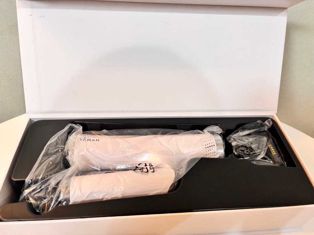 【新品未使用】YAMANリフトドライヤースマート艶髪ドライヤーコンパクトモデル