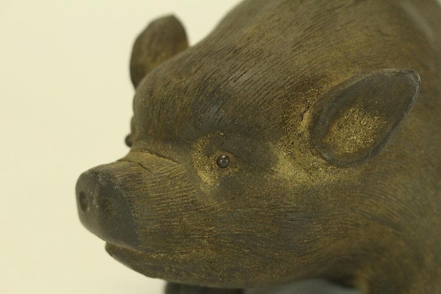 中国美術 紫泥 猪 細密 置物 骨董(LC982)