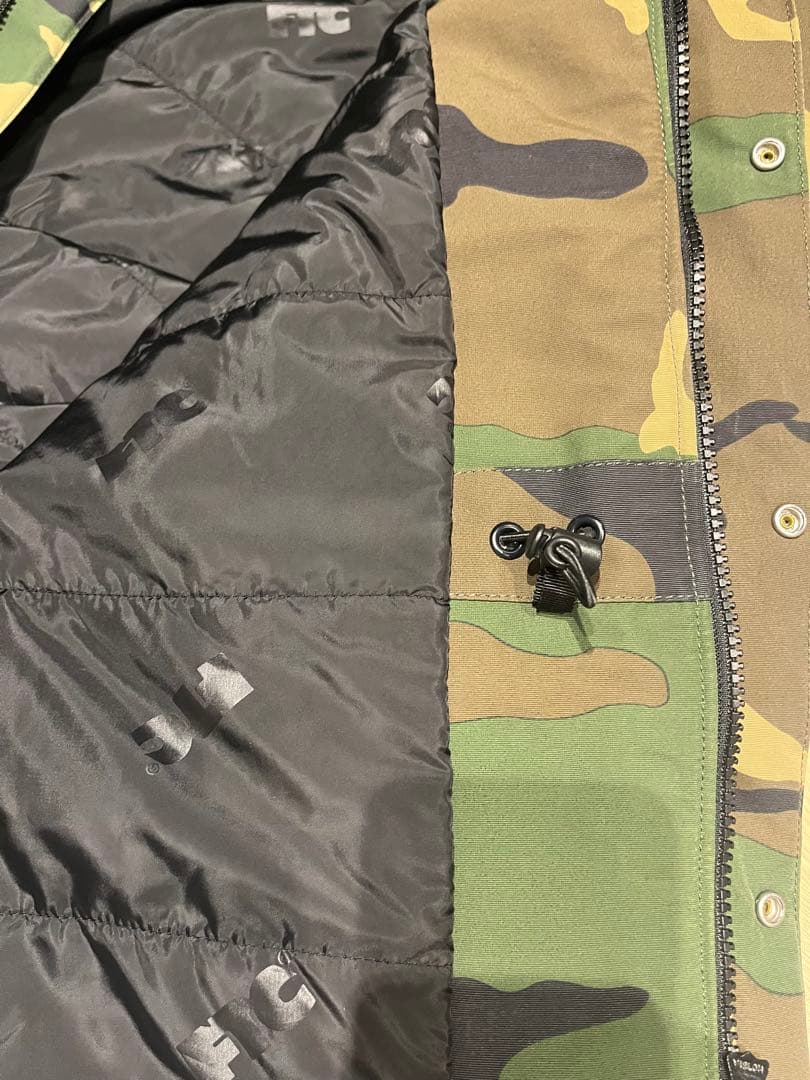 FTC:WATERPROOF L MOUNTAIN JACKET 購入済み