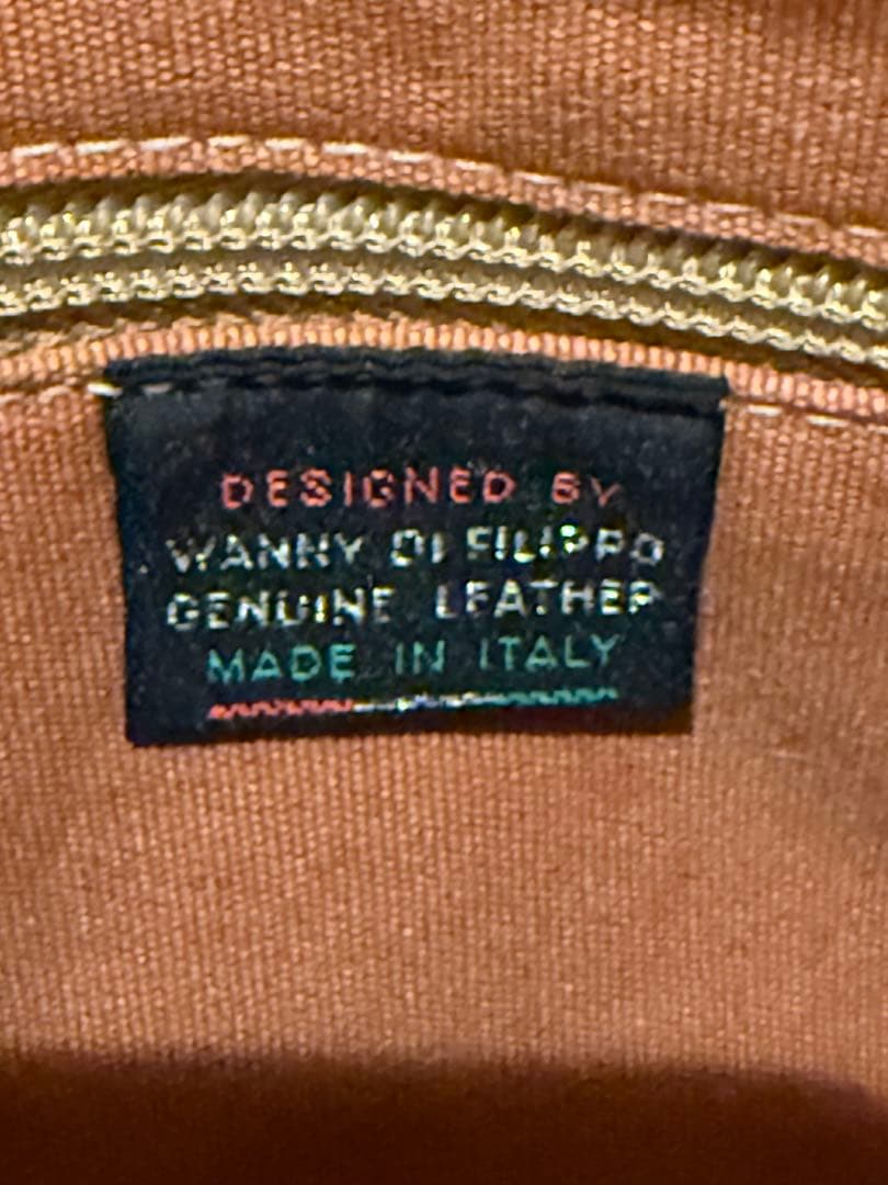 【イルビゾンテ】　IL BISONTE　ショルダーバッグ　三日月☾