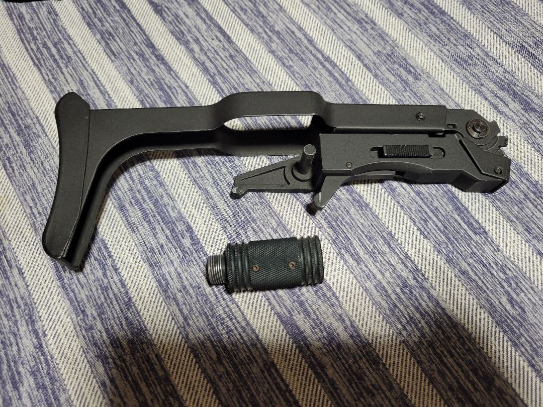 東京マルイ 電動ハンドガン　ベレッタ M93R