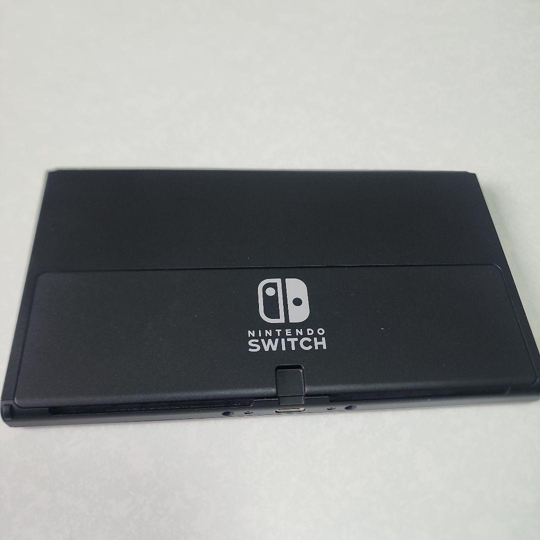 R*i様 Switch 本体 ホワイト 有機ELモデル＋付属品＋ケース
