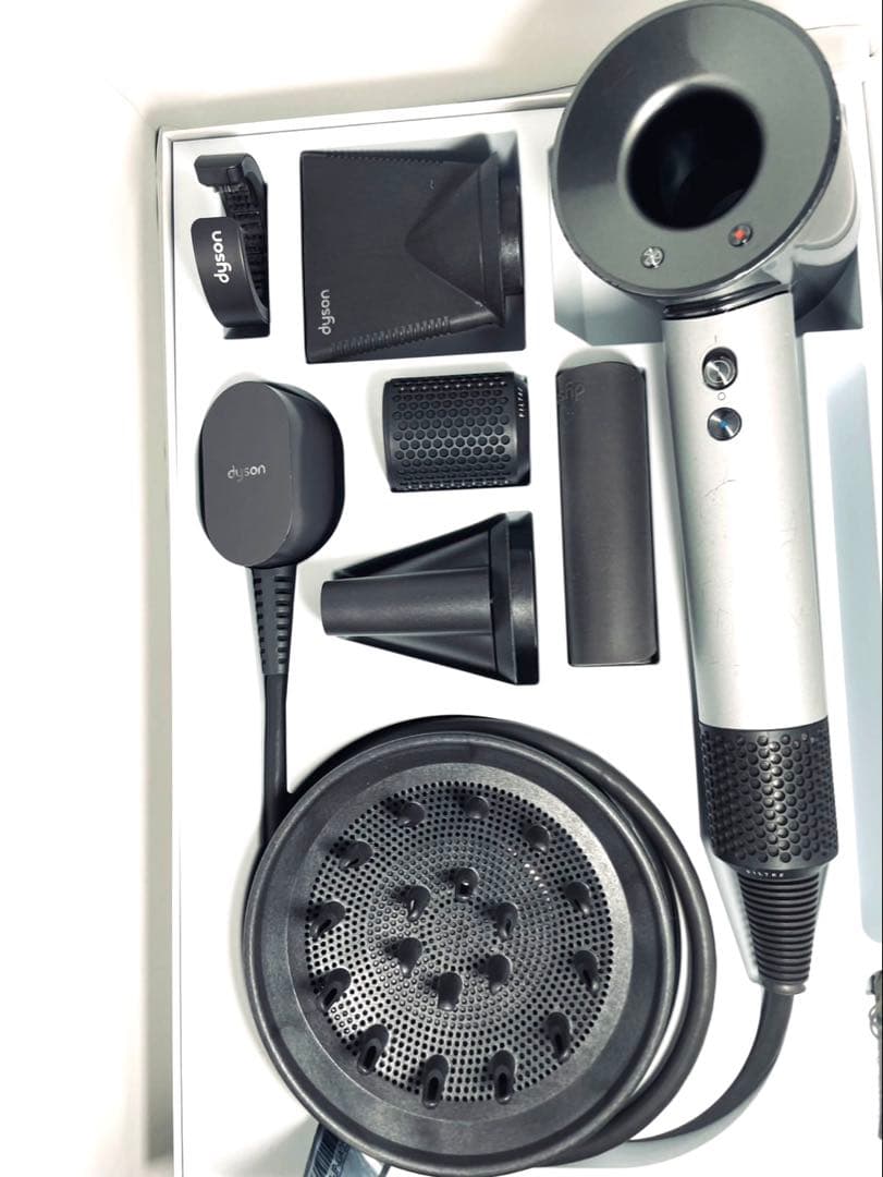 Dyson ダイソン ヘアードライヤー プロ専用、サロン向け　国内正規品動作良好