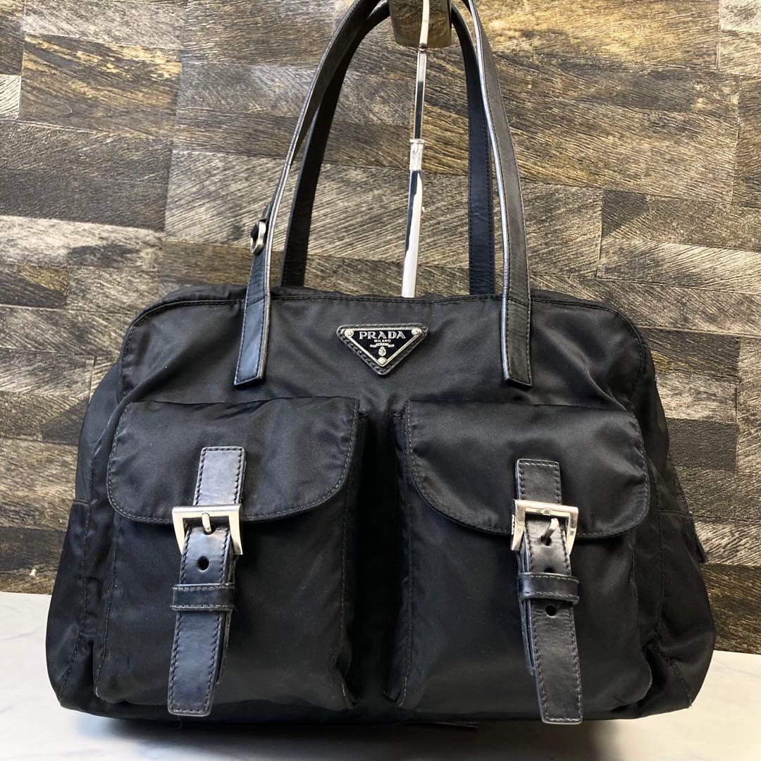 PRADAトートバッグ ビジネス テスートナイロン 三角ロゴ　黒