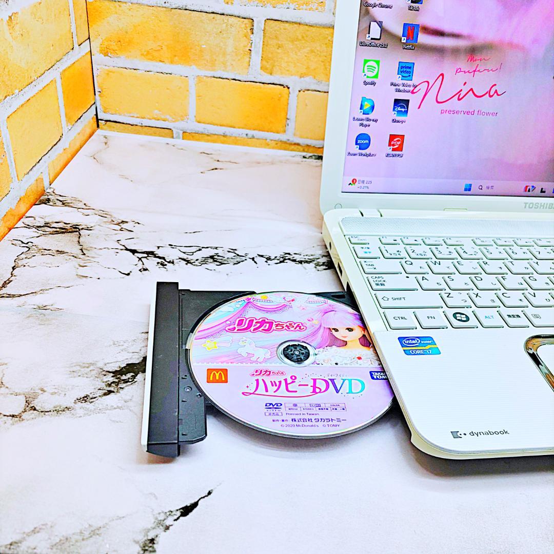 簡単PC❣️WIN11ノートパソコン❤️爆速SSD❤️メモリ８G✨Blu-ray