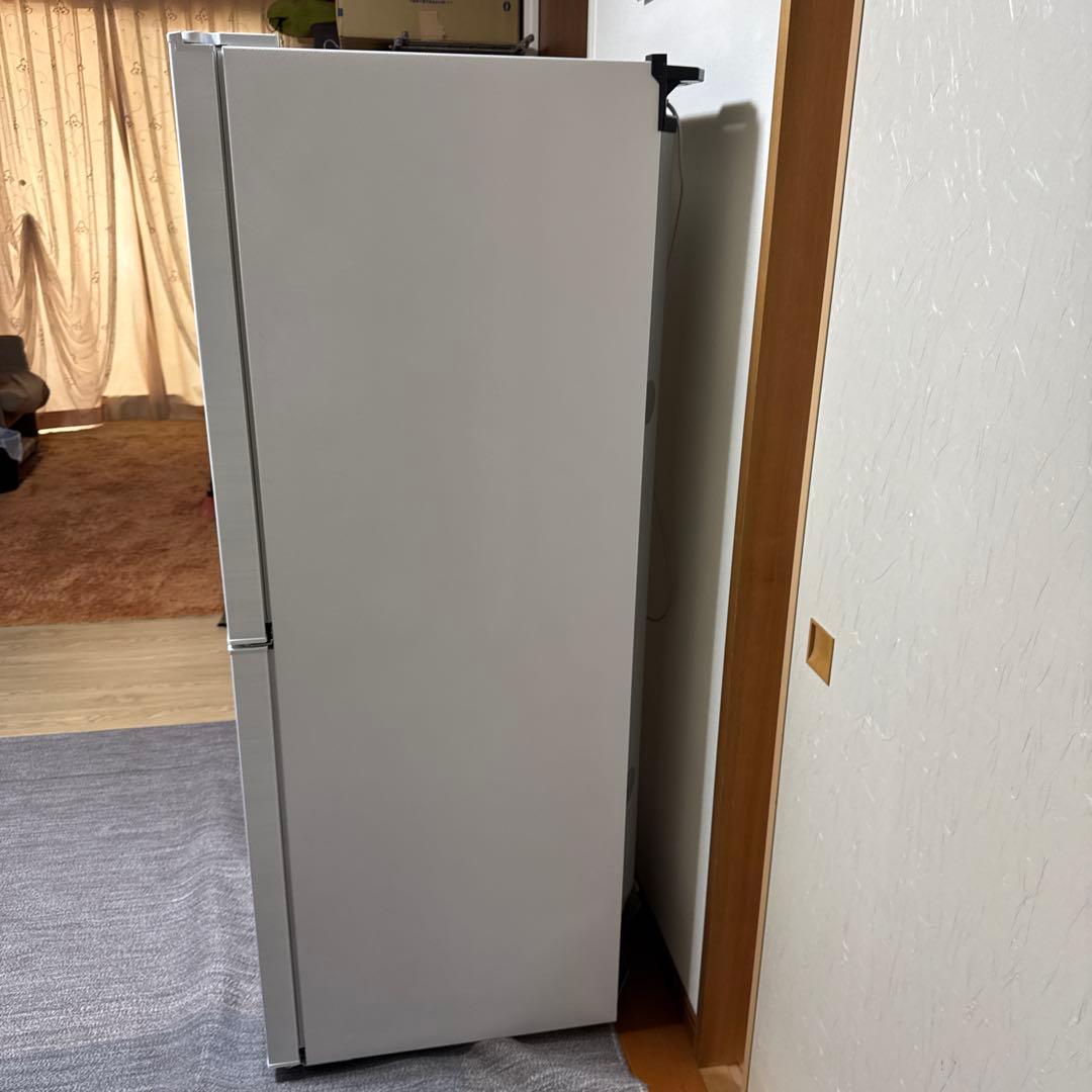 シャープ冷蔵庫　SJ-PD28J-W