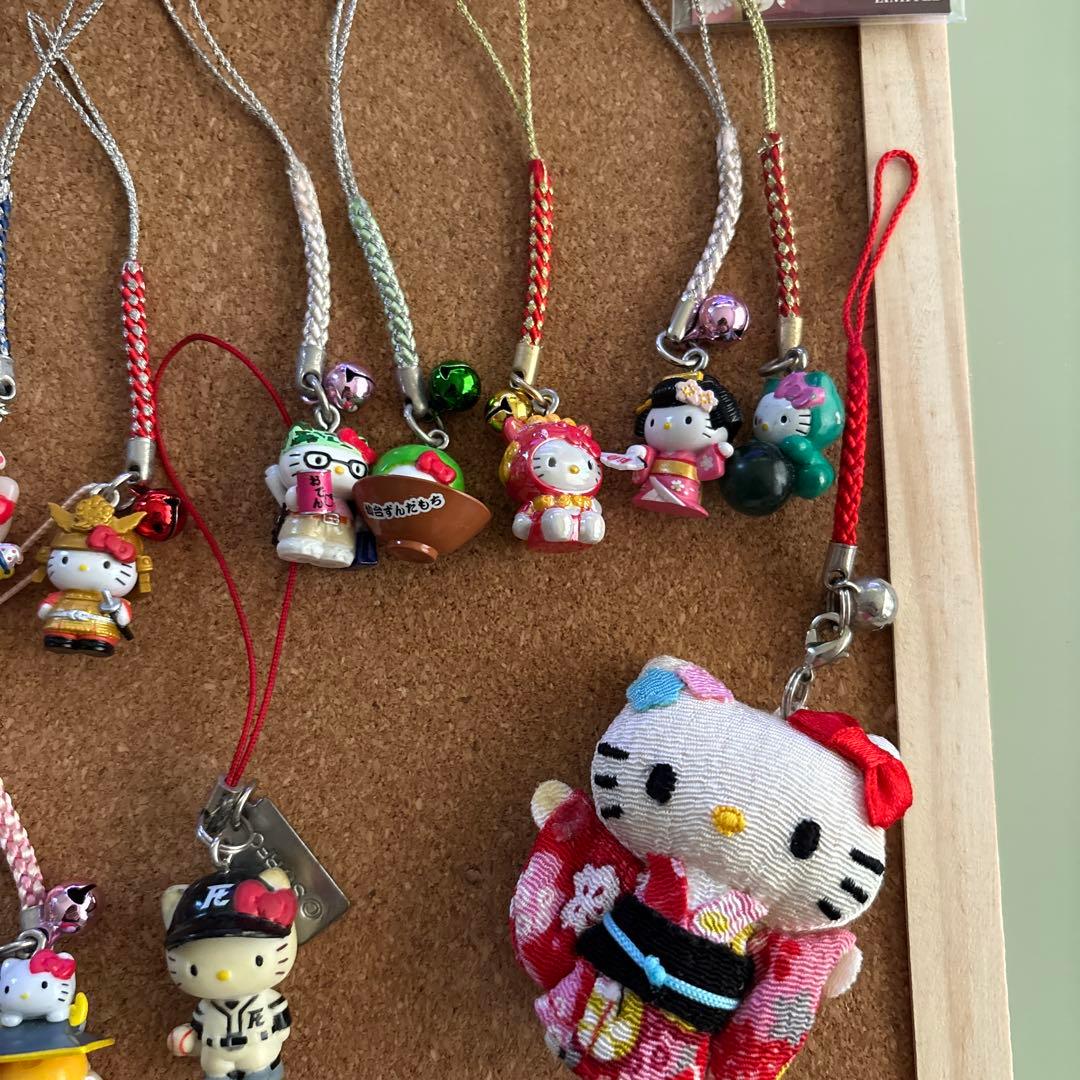 ご当地キティ キーホルダー 企業コラボ含む 33個 まとめ売り