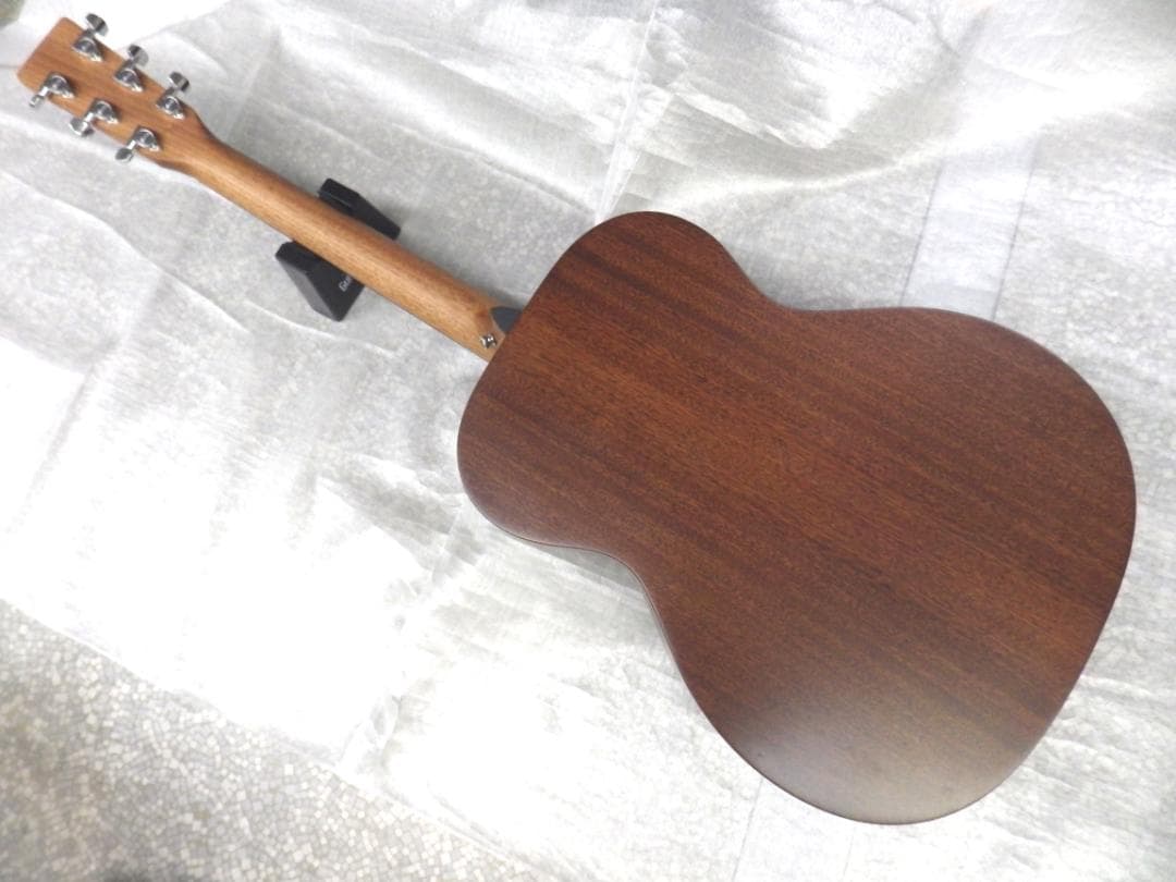 Martin　オール単板　エレアコギター　Road Series　000－10E