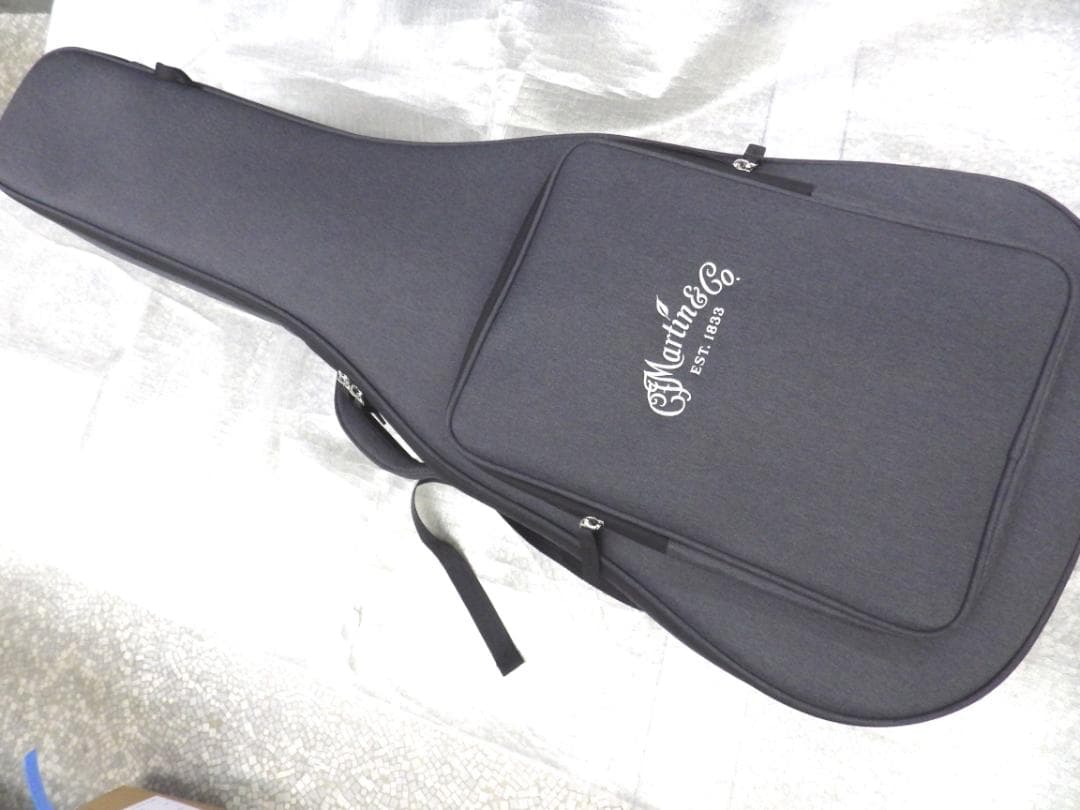 Martin　オール単板　エレアコギター　Road Series　000－10E