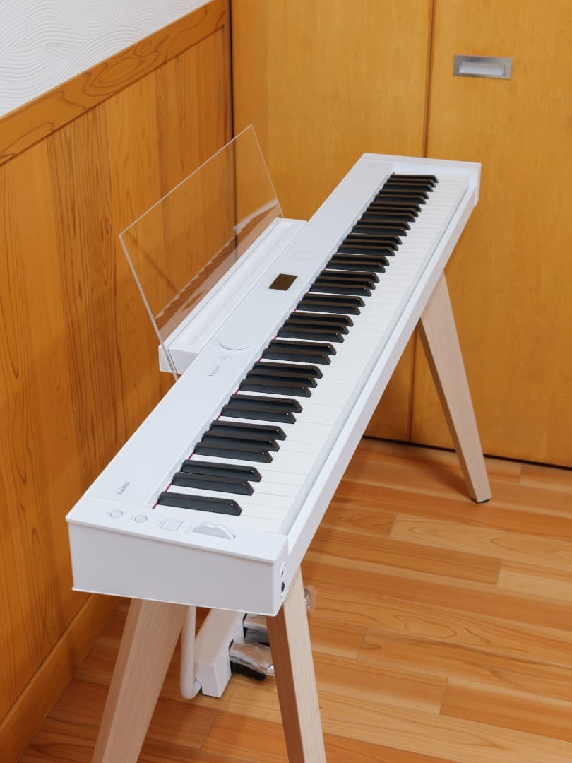 CASIO Privia PX-S7000WE　電子ピアノ