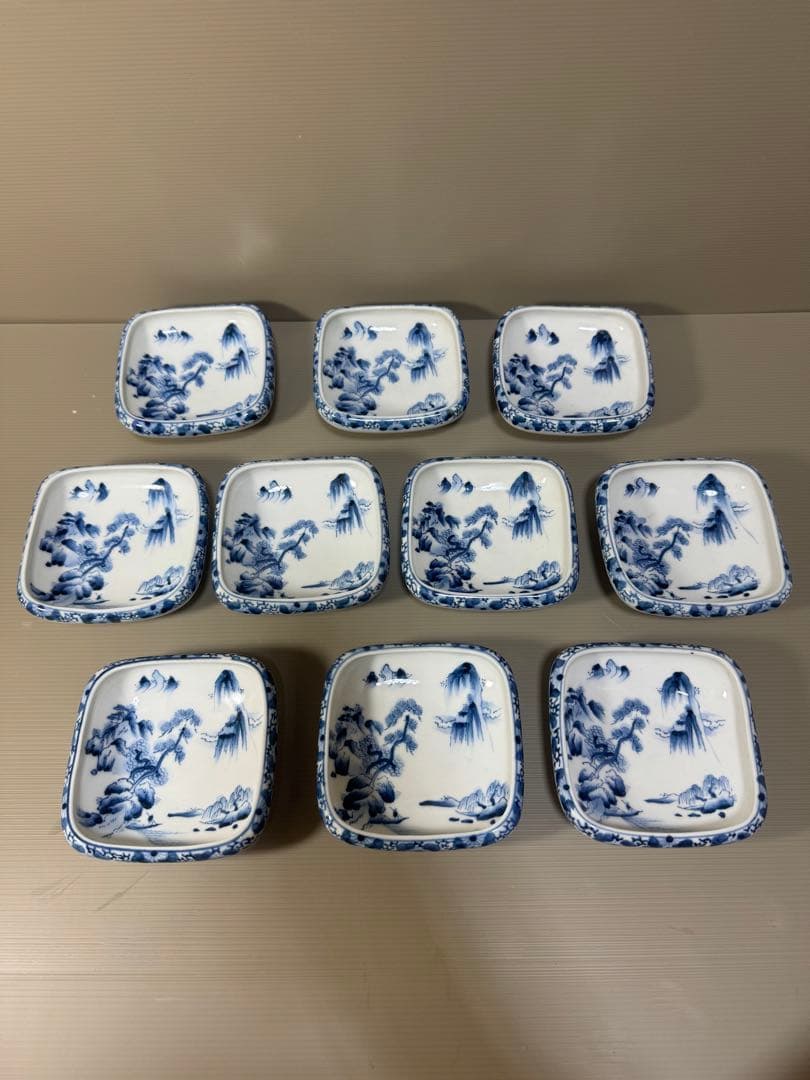 2224 九谷焼　角福　染付山水　中鉢　10客　時代物