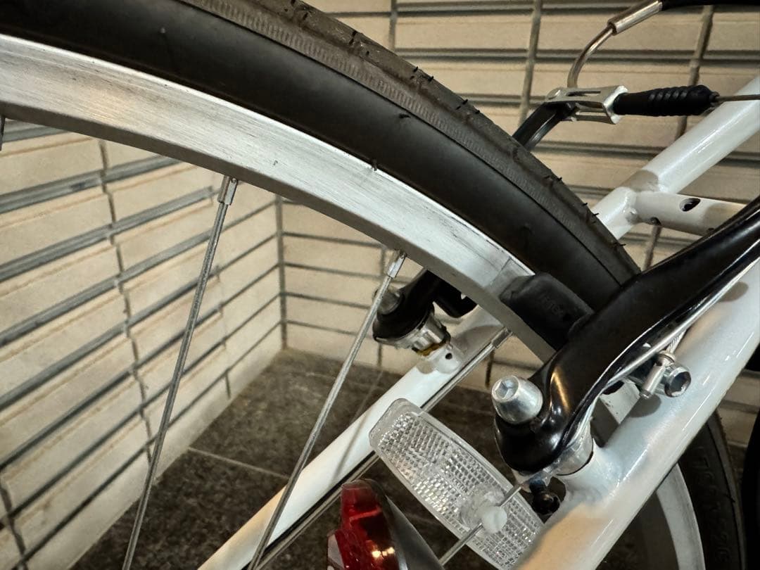 【即乗りOK】街乗り自転車 ホワイト 状態良好 通勤・通学　ロードバイク