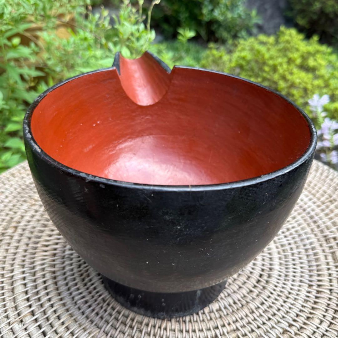 京都　アンティーク　伝統的な漆器ボウル 注ぎ口付き