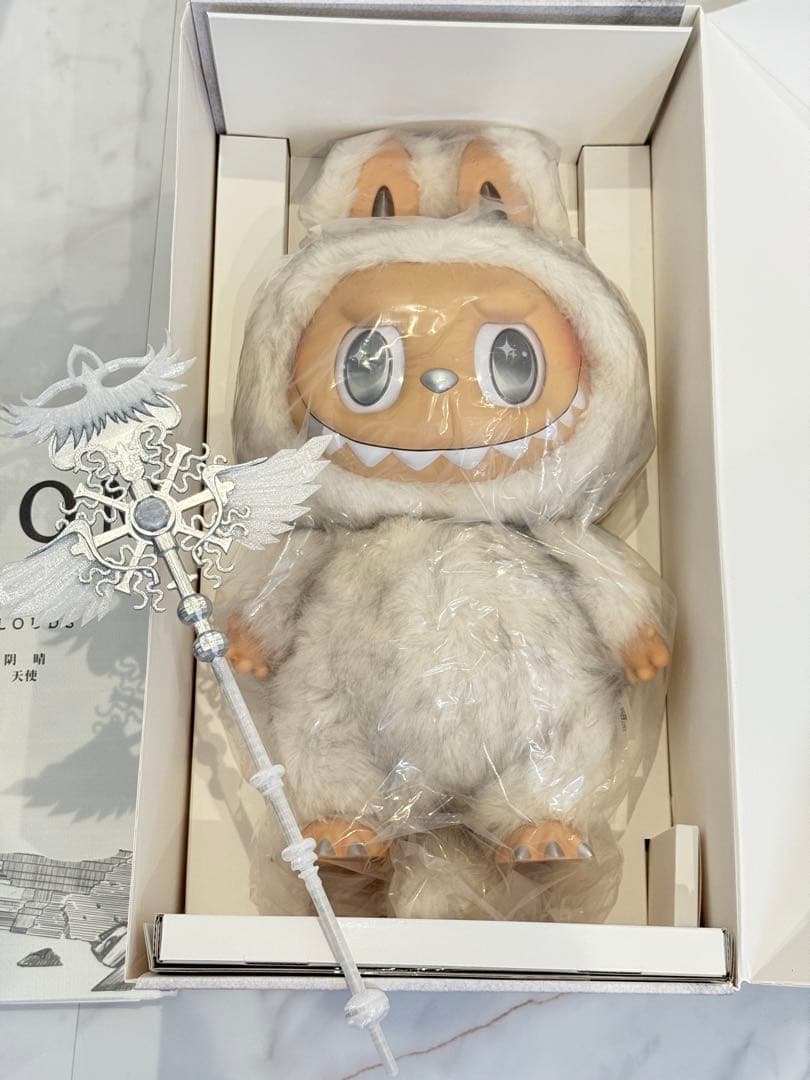 アイドル THE MONSTERS ANGEL IN CLOUDS ZimomLABUBU