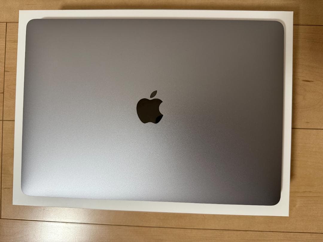 MacBook Pro M2チップ メモリ16GB/SSD256 13インチ