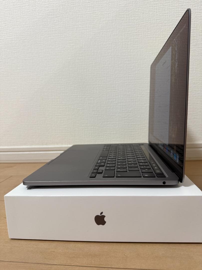 MacBook Pro M2チップ メモリ16GB/SSD256 13インチ