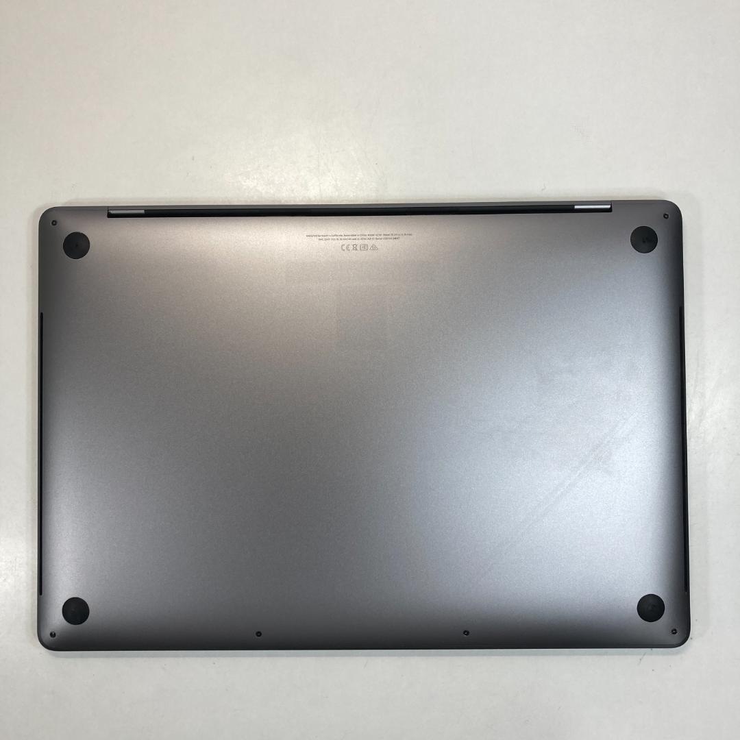 Apple MacBook Pro Core i9 ノートパソコン （B7）