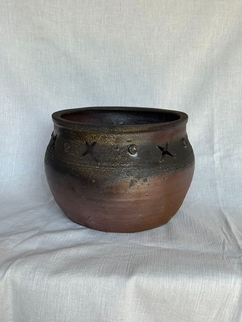 備前焼　透かし壺