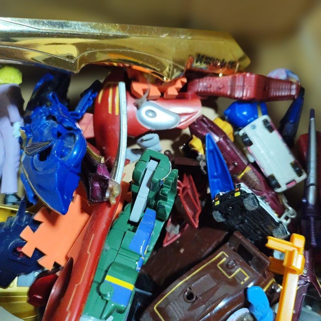 h*e様 百獣戦隊ガオレンジャー パーツ まとめ売り他ミニカーなど