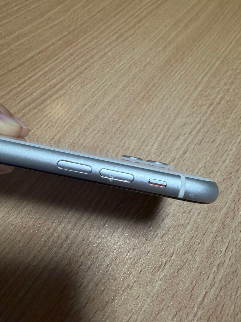 iPhone11 128GB SIMなし