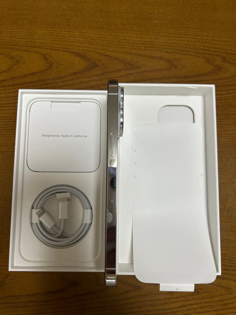 【香港版】極美品 iPhone14ProMAX 256G SIMフリー