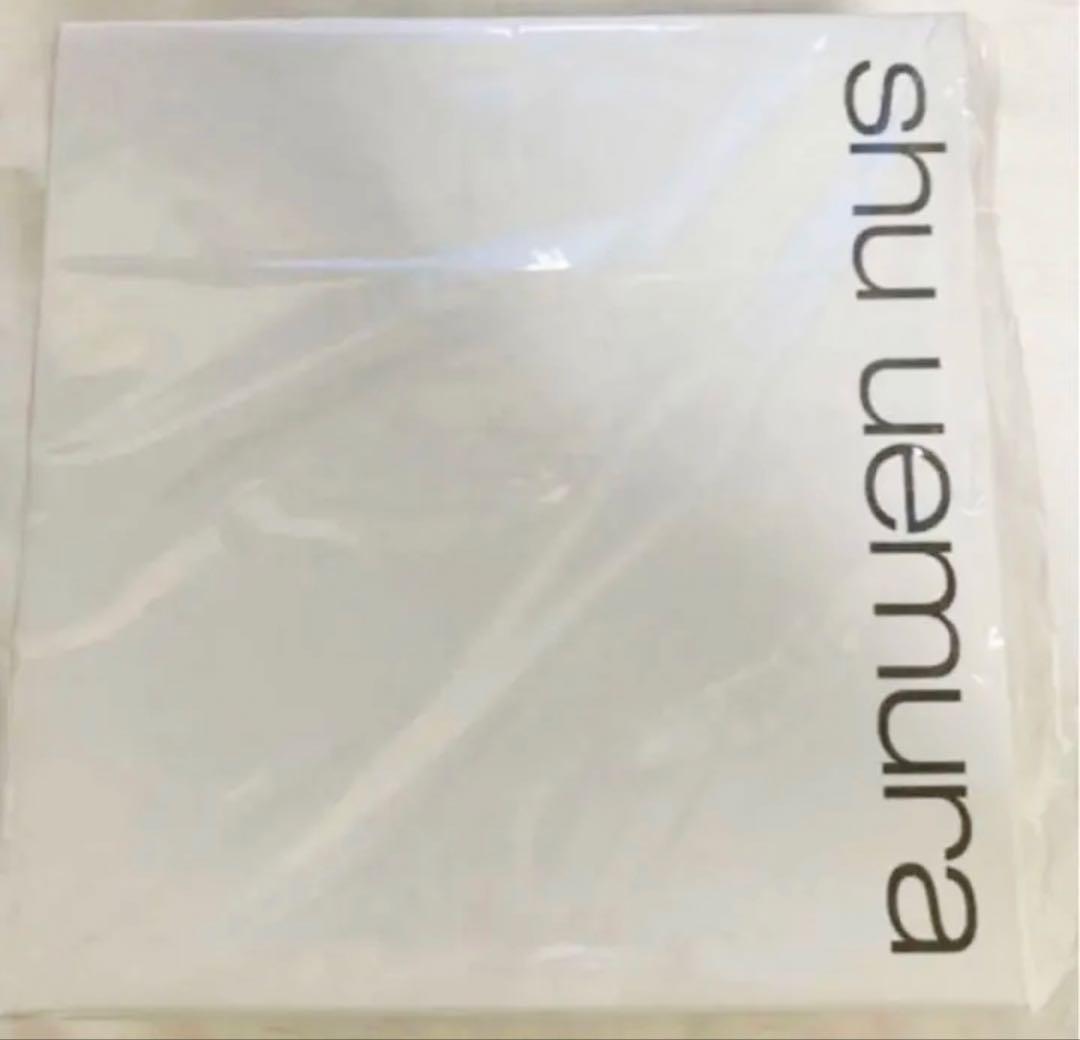 ピカチュウ　シュウウエムラ　メイクアップボックス　ピカシュウ