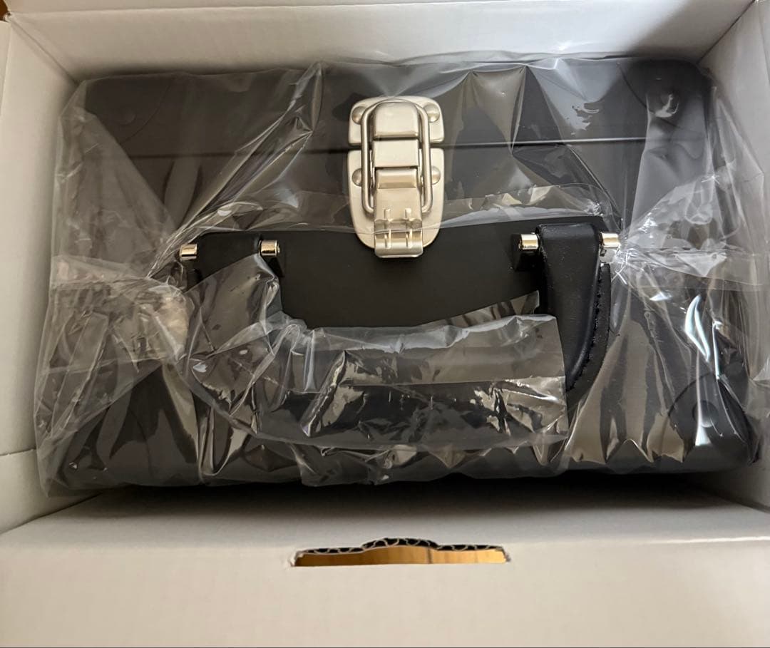 ピカチュウ　シュウウエムラ　メイクアップボックス　ピカシュウ