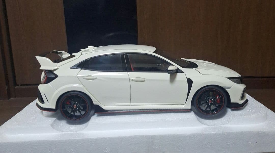 オートアート　ミニカー　1/18　ホンダ　シビック　タイプR