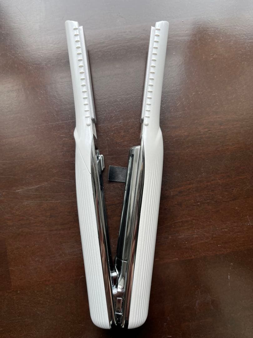 ReFa ビューテックフィンガーアイロン　ホワイト