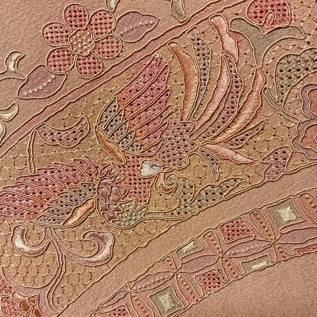 D49 訪問着 総刺繍 汕頭・蘇州 一つ紋 正絹 着物 袷 極美品