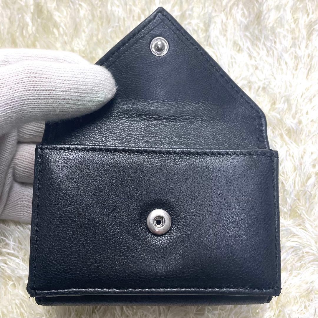 美品 ヴィヴィアンウエストウッド 折財布 ブラック 三つ折り財布 レター