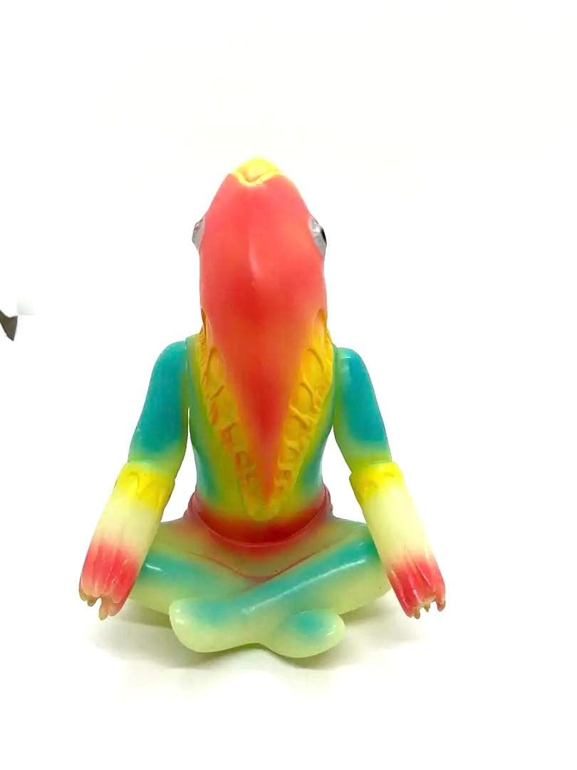 最終値下げ　激レア　希少　ブルマァク 蓄光 メトロン星人 ちゃぶ台付き ソフビ